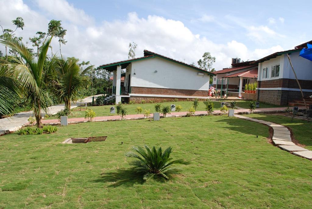 Eka Resort Sakleshpur Bagian luar foto